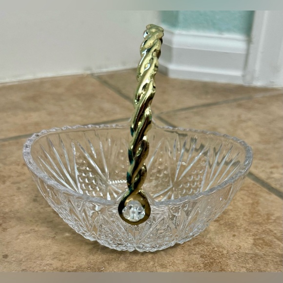 Crystal Candy Dish With Rope Gold Plated Handle - Picture 2 of 12